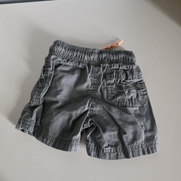 EUC - 3 Pairs 12 Months Shorts (Carter's & Jumping Bean) - Picture 6 of 10